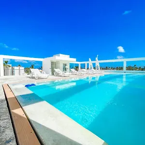 https://ducassi-suites-rooms-beach-playa-bavaro-wifi-parking.greaterantilleshotels.net